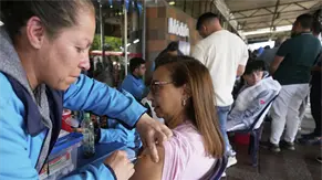 Venezuela exige vacunaci&oacute;n para viajes a cuatro regiones por brote de fiebre amarilla