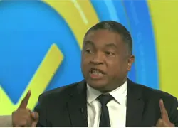 Yván Lorezo advierte que el país merece explicaciones claras, no comparaciones convenientes