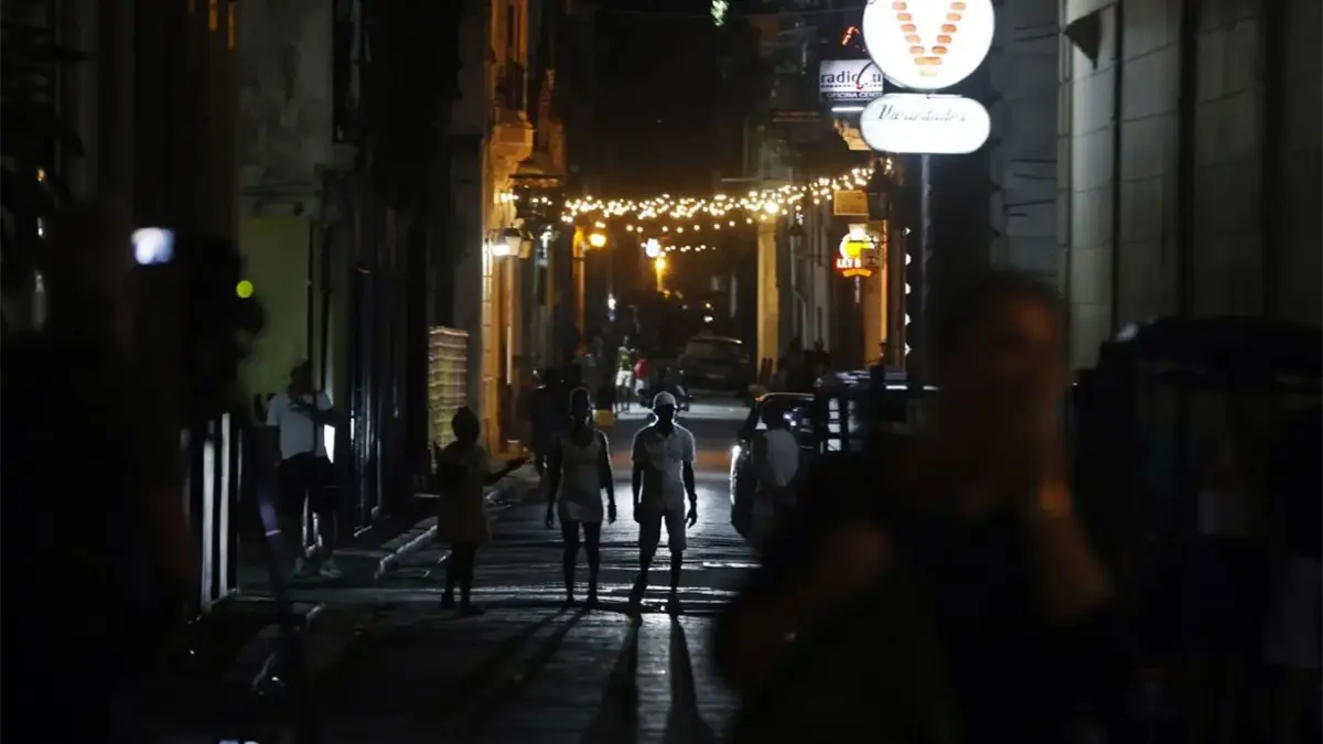 Cuba sufrirá cortes eléctricos muy prolongados en todo el país este martes.