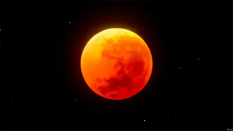 La luna llena, oculta y roja de marzo, un cap&iacute;tulo m&aacute;s de un magn&iacute;fico a&ntilde;o de eclipses