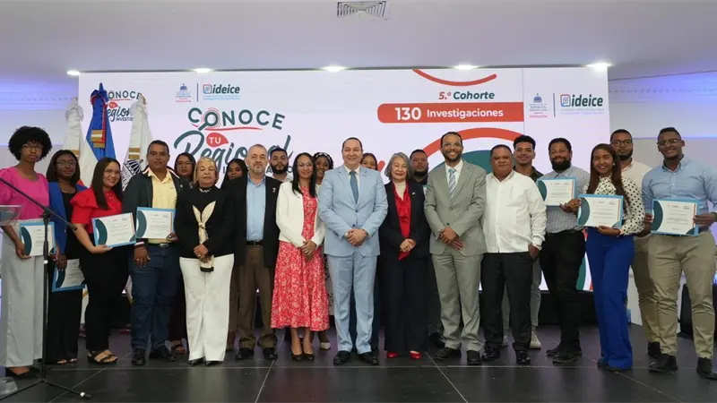 Ideice impulsa 130 investigaciones que desarrollar&aacute;n docentes en escuelas dominicanas