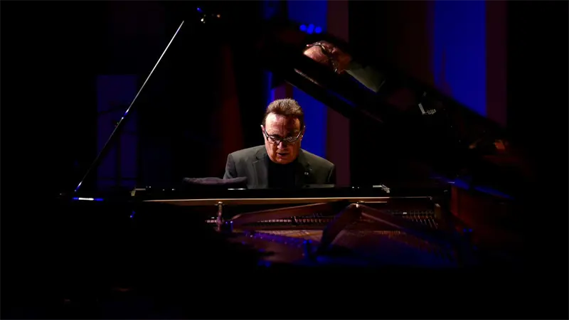 Michel Camilo ofrece concierto en Berl&iacute;n para celebrar la Independencia Dominicana