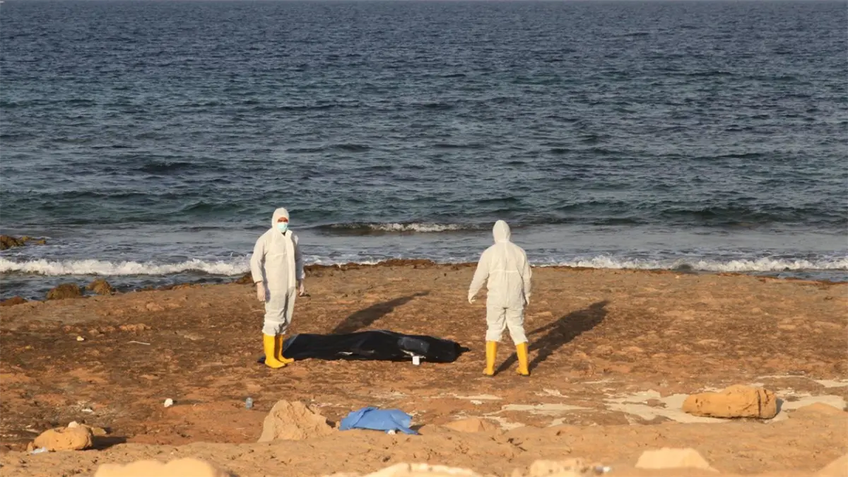 La Media Luna Roja recupera dos cadáveres y rescata a 116 personas en costas de Libia