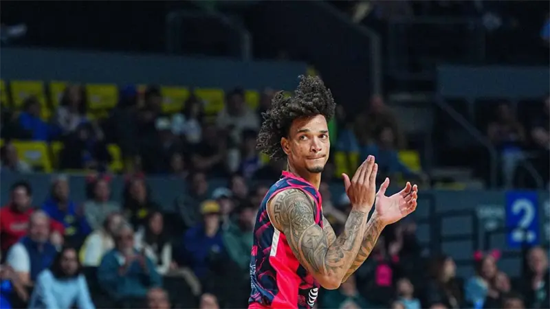 Dominicano Andersson Garc&iacute;a brilla en triunfo de Capitanes en G-Legue