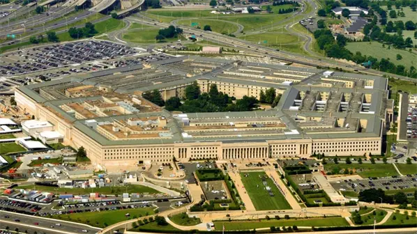 Jefe del Pentágono asegura que EE.UU. le gana de manera contundente a Irán