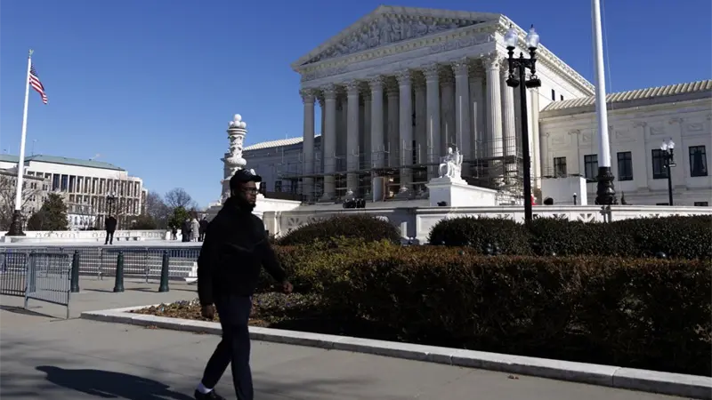 Supremo de EEUU dificulta a solicitantes de asilo argumentar persecuci&oacute;n ante los jueces