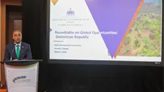 Ministro Santos presenta en Toronto modernización minera y avance estratégico en tierras raras