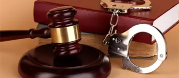 Aplazan coerci&oacute;n contra regidor acusado de violar a su nieta