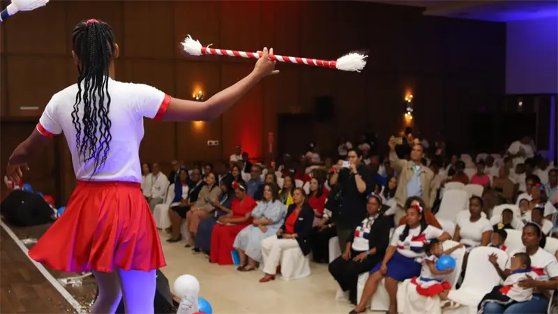 Cerca de 300 ni&ntilde;os de hogares de paso de Conani celebran el Mes de la Patria con arte, m&uacute;sica y cultura