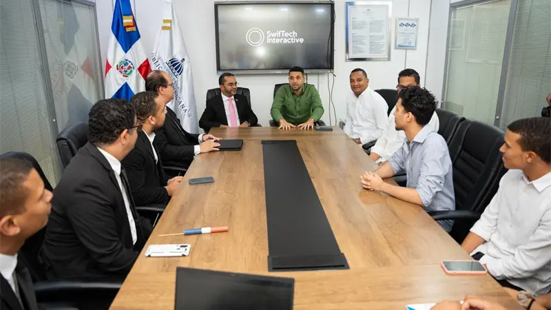 Ministerio de la Juventud reconoce a estudiantes del ITLA por logro en competencia de la NASA