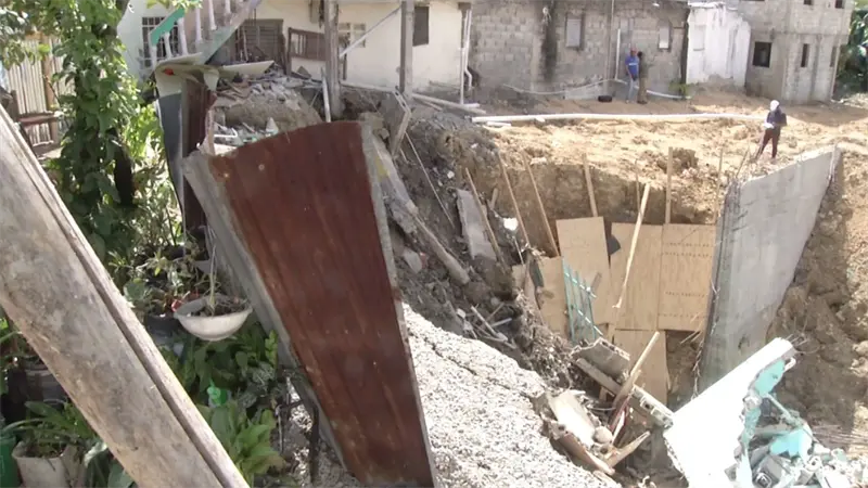 Onesvie eval&uacute;a zona donde tres inmuebles se han derrumbado