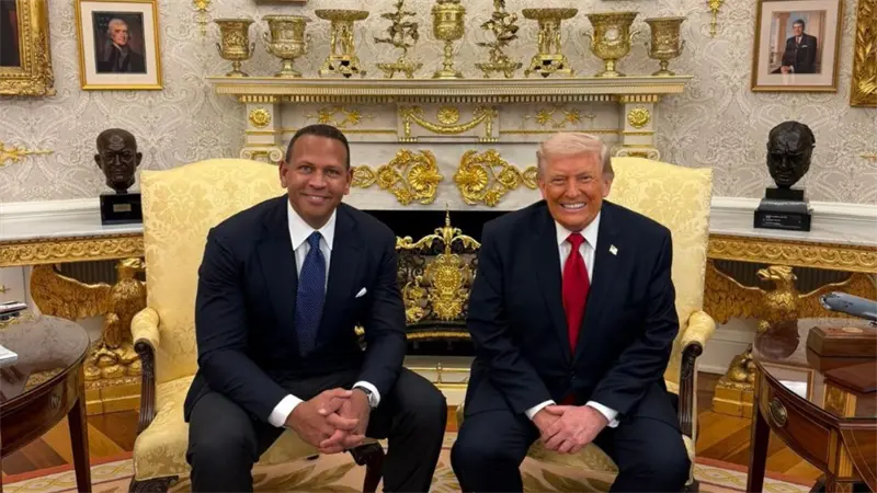 Alex Rodr&iacute;guez se re&uacute;ne con Donald Trump en la Casa Blanca