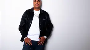 DJ Lobo se apodera de los s&aacute;bados en El Ritmo de NY