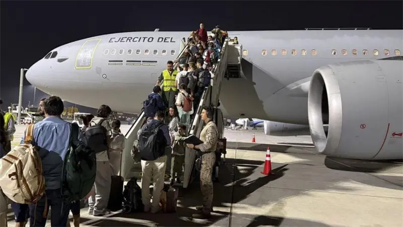 Llega a Espa&ntilde;a el segundo avi&oacute;n militar con 240 evacuados por la guerra de Oriente Medio