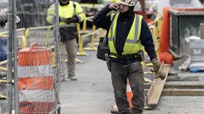 El desempleo sube en febrero en EE.UU. al 4,4 % con una disminuci&oacute;n de 92,000 empleos