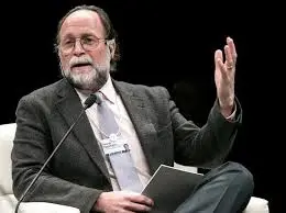 Economista nombrado para representar Venezuela ante BID crítica duramente a Maduro