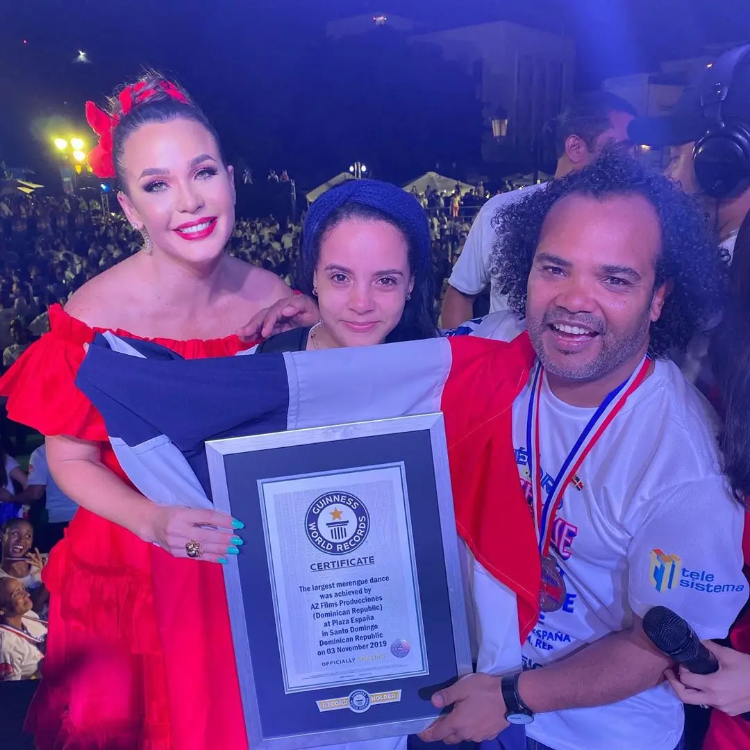 RD logra récord Guinness bailando merengue