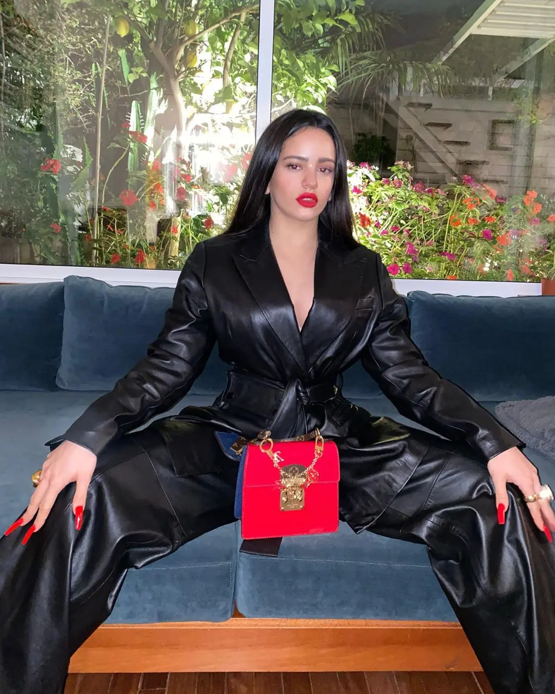 Rosalía sorprende con Juro que, una vuelta al flamenco más puro