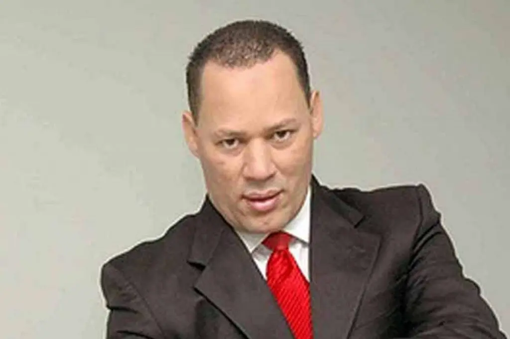 Lidom suspende y multa al cronista deportivo Franklin Mirabal