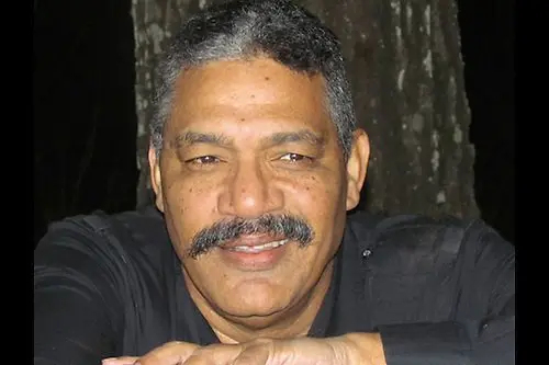 Fallece escritor René Rodríguez Soriano en EEUU por COVID-19