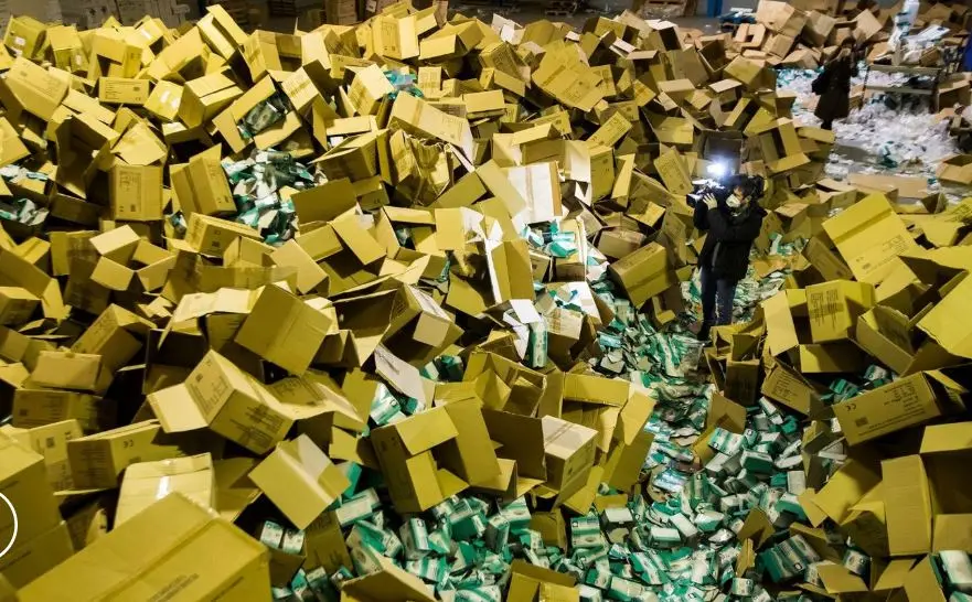 Apresan empresario por robar dos millones de mascarillas en España