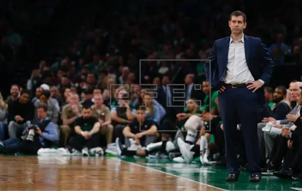 Brad Stevens, entrenador de Celtics, apoya activismo de sus jugadores