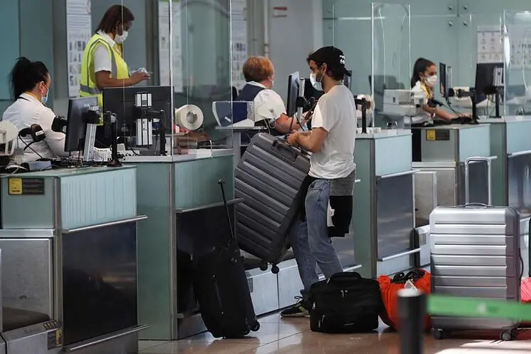 UE abre mañana sus fronteras a 15 países sin incluir a EEUU, Rusia ni Brasil