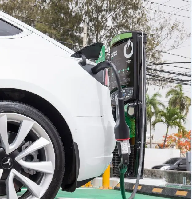 CCN anuncia ruta de estaciones de carga para vehículos eléctricos