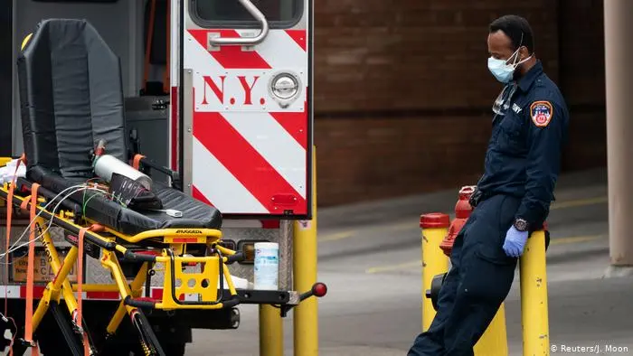 EE.UU. supera los 3,7 millones de casos y 140.300 muertes por COVID-19