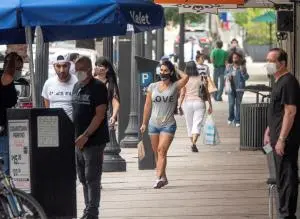 EE.UU. suma otras 1,347 muertes por COVID-19 en un día