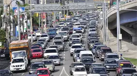 Cerca del 5 % del parque vehicular ha renovado el marbete