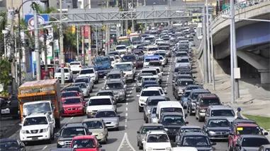 Cerca del 5 % del parque vehicular ha renovado el marbete