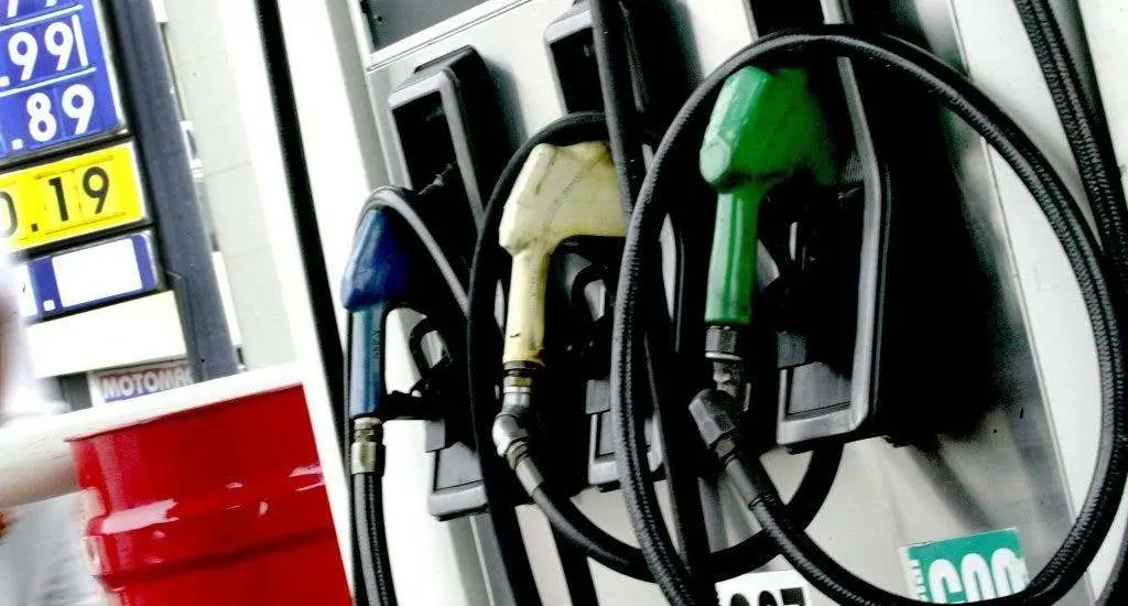 Suben precios de los combustibles; GLP se mantendrá igual