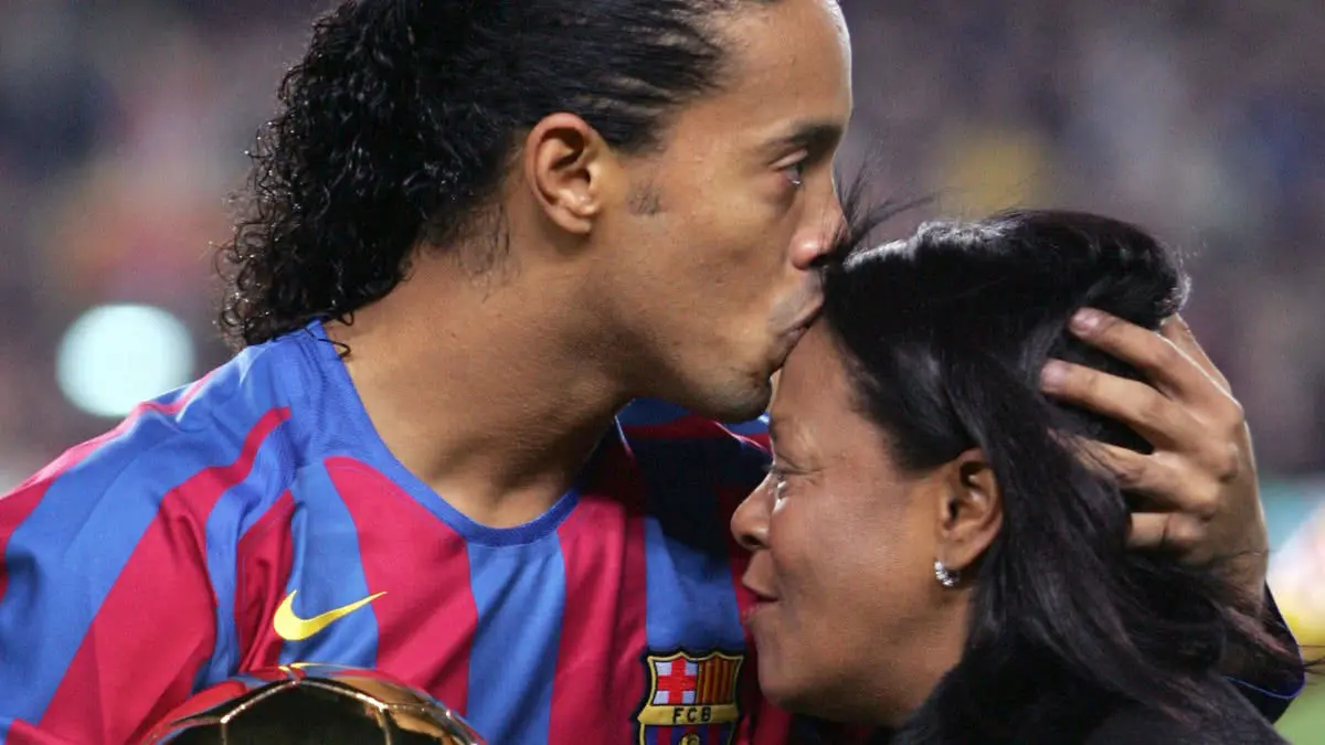 Fallece madre de Ronaldinho a causa de Covid-19