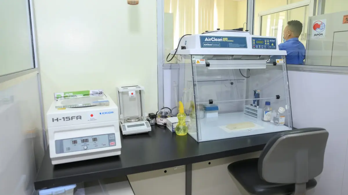 Centro en Ciudad Sanitaria reapertura laboratorio de de Epidemiología