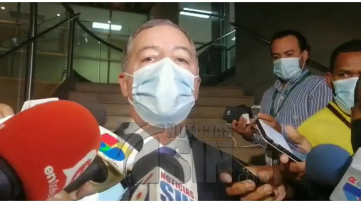 Exministro de Hacienda fue interrogado por su patrimonio