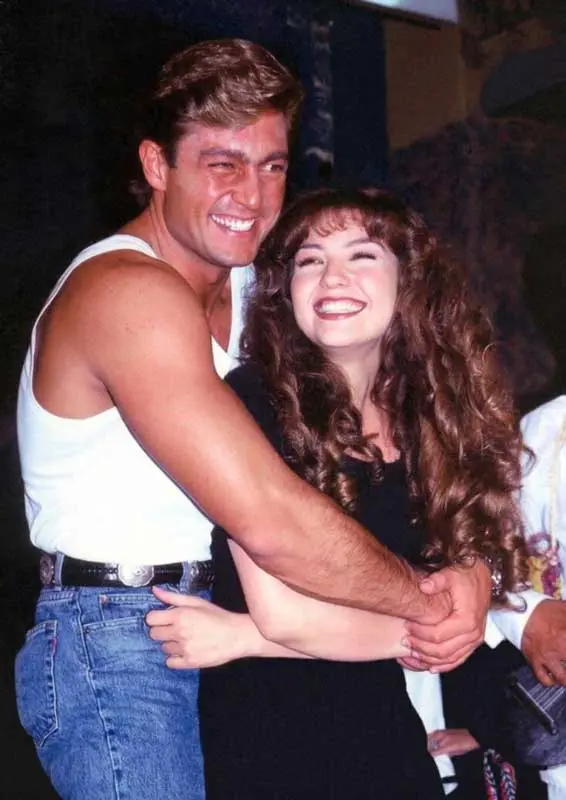 Revelan romance de Fernando Colunga y Thalia mientras realizaban novela