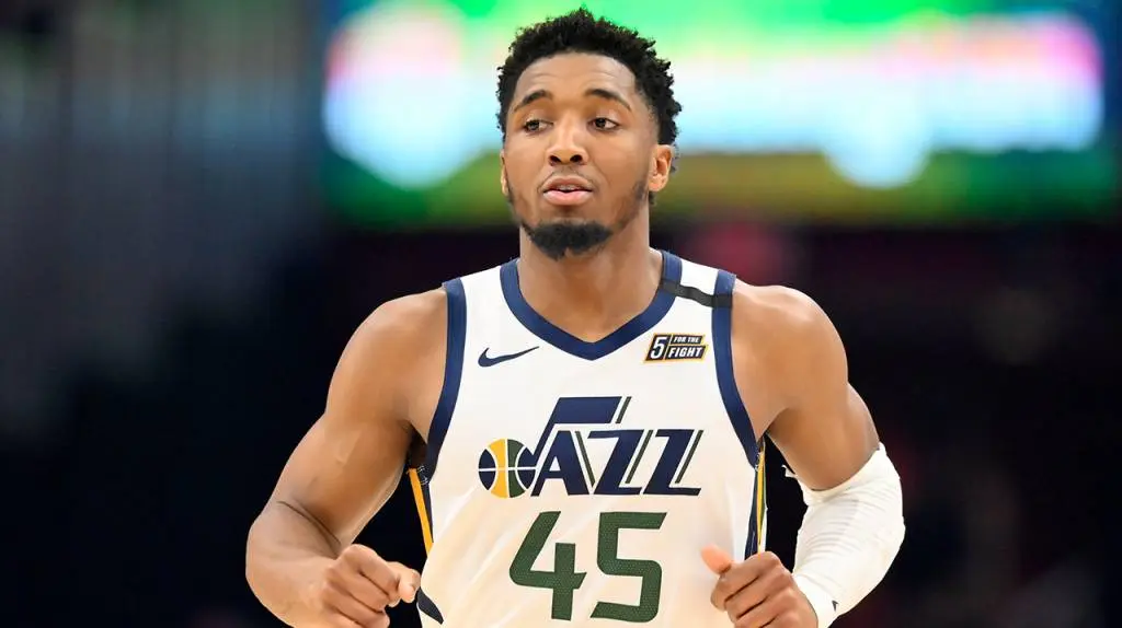 Mitchell y Jazz vuelven al camino ganador y consolidan liderato