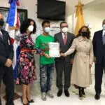 Entregan primera acta de nacimiento que no necesita ser legalizada