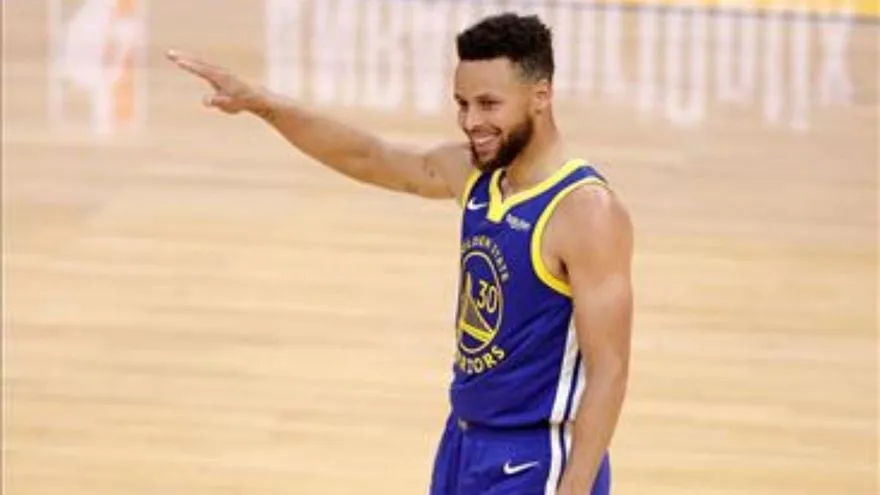 Curry y Tatum evocan el espíritu Kobe Bryant; sorpresas de Spurs y Grizzlies