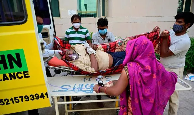 La variante india podría ser más contagiosa y resistente a vacunas y terapias
