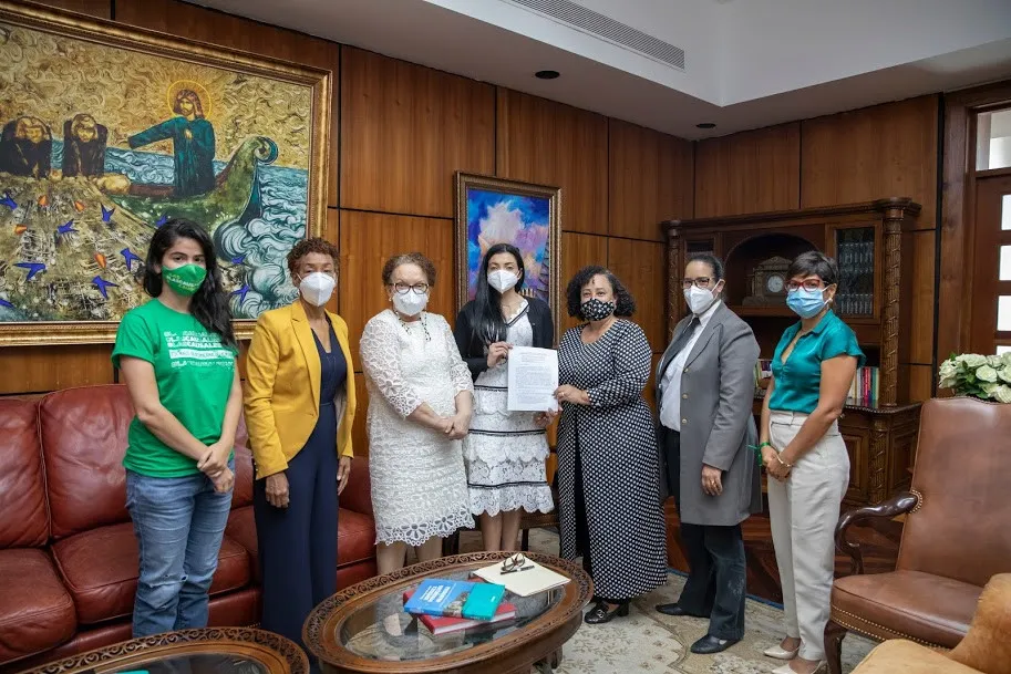 Miriam Germán califica “hecho muy grave” intoxicación en contra de manifestantes tres causales