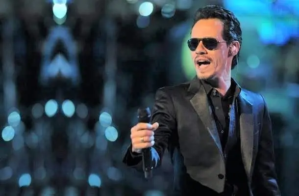 Marc Anthony reúne más de tres millones de usuarios en concierto virtual gratis, tras cancelación