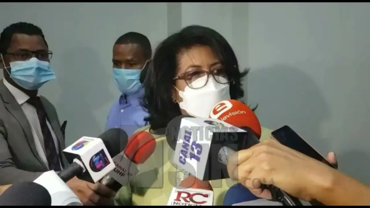 Cristina Lizardo no está de acuerdo con referéndum sobre aborto