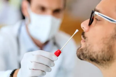 El contagio de Covid no garantiza a los jóvenes inmunidad a la reinfección