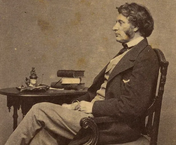 Bernardo Vega: Si hay un americano que merece una calle en este país es Charles Sumner