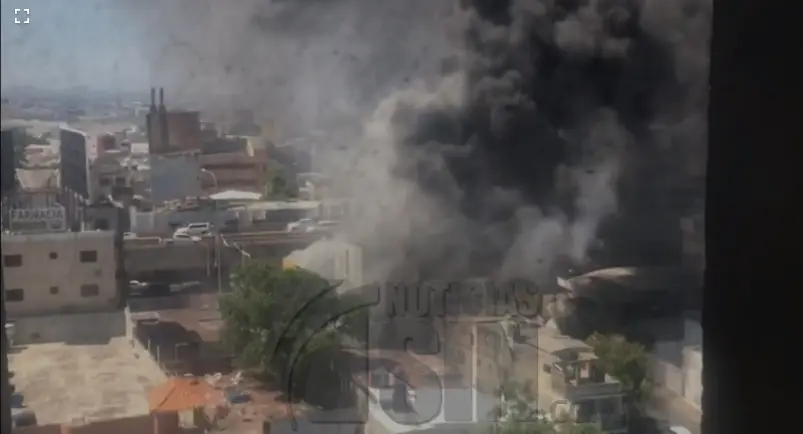 Incendio afecta el 80% de la mercancía de la tienda Aro y Pedal