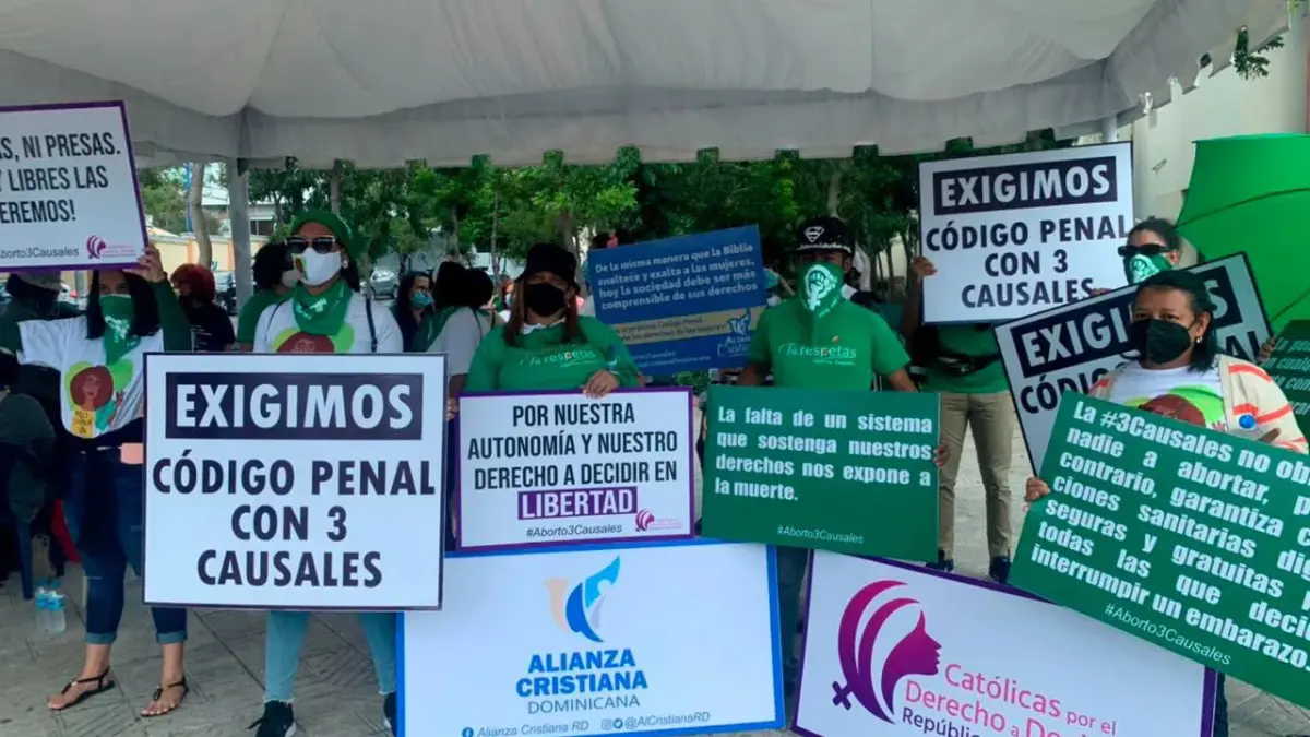Mujer que envió brownies con marihuana a campamento 3 Causales lo hizo para “llamar la atención” del gobierno