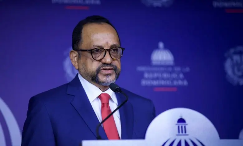 Consultor jurídico da positivo al covid-19