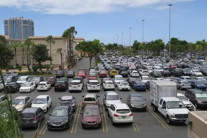 Un tiroteo en el aparcamiento del centro comercial más popular de Puerto Rico